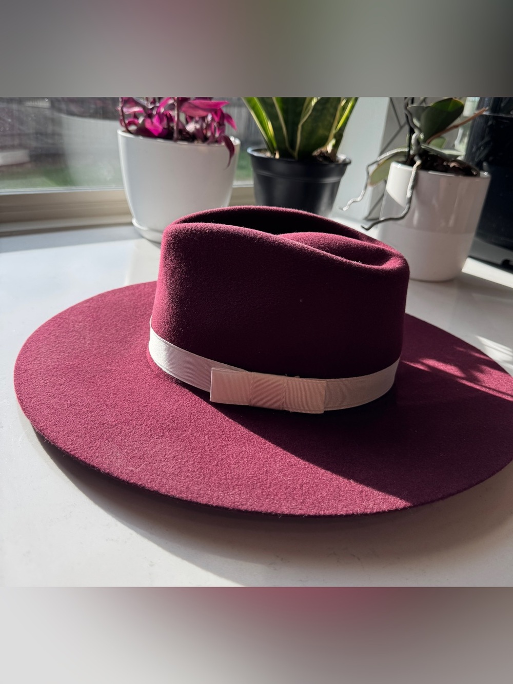 Twister Burgundy Wool Felt Pinch Front Western Hat M